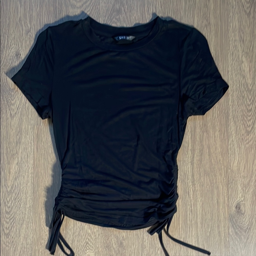 SHEIN Ruched Top